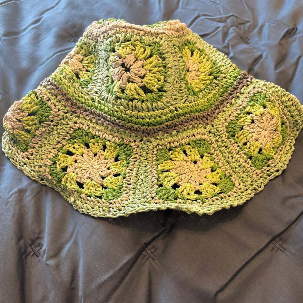 Steve Madden Granny Square Crochet Floral Paper Straw Bucket Hat